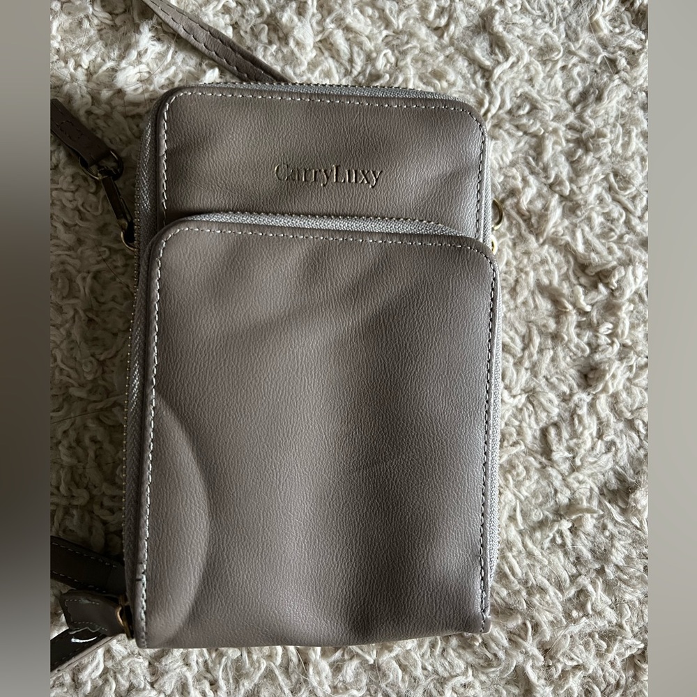 CarryLuxy crossbody